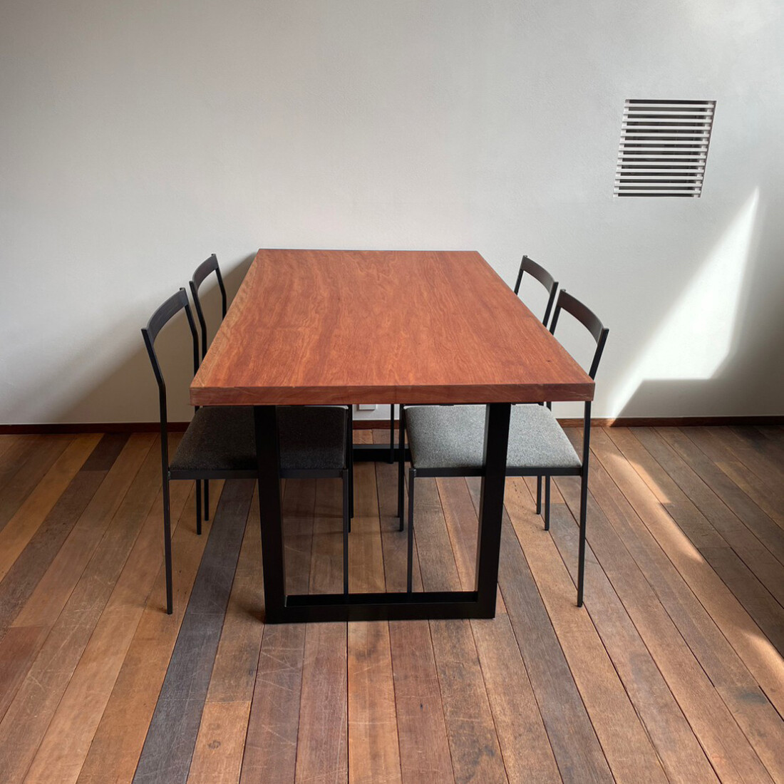 一枚板 一枚板テーブル 1500 ブビンガ ＃759 – 一枚板の通販 rewood