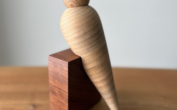 rewood-Living_bird-Swallow keyaki-P 01-003