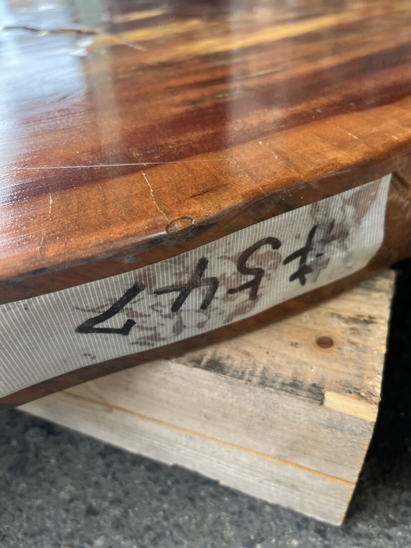 547