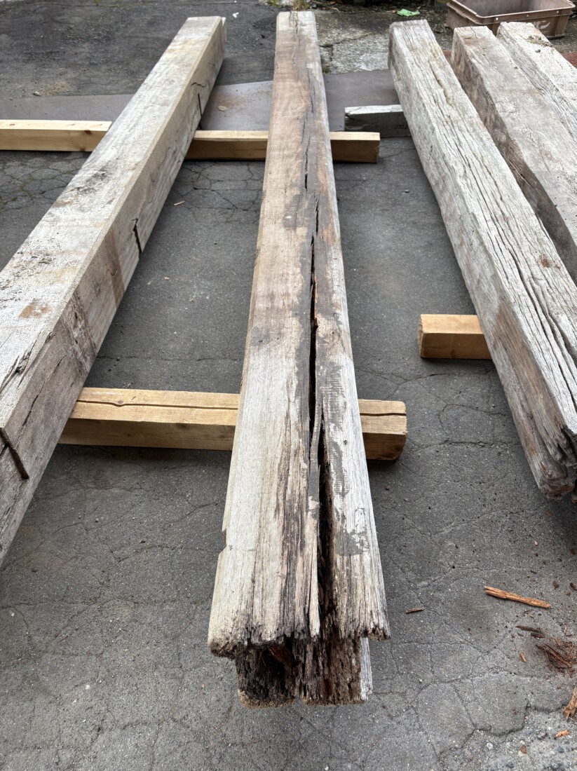 Vintage Teak ヴィンテージ  チーク材 古材 柱材　＃3 長さ3300前後