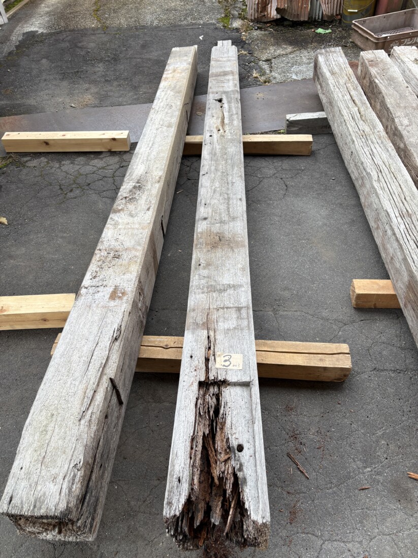 Vintage Teak ヴィンテージ  チーク材 古材 柱材　＃3 長さ3300前後