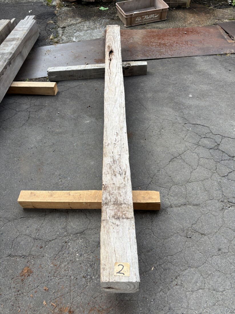 Vintage Teak ヴィンテージ  チーク材 古材 柱材　＃2 長さ2600前後