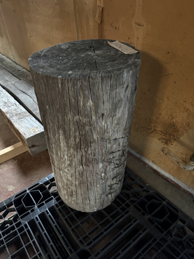 Vintage Teak ヴィンテージ  チーク材 「1000年チーク」　＃004　穴無しチーク切り株