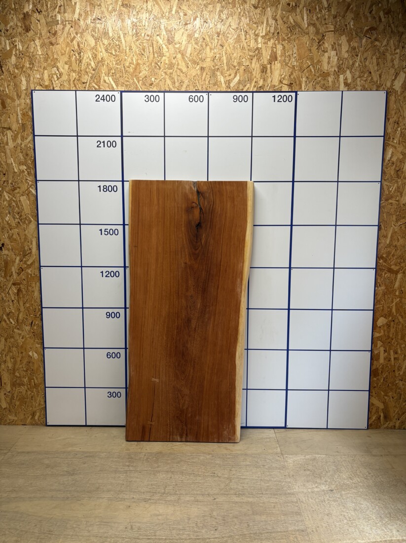 仕上がり品 ＃1756 / サペリ材 / 1810*850　広島
