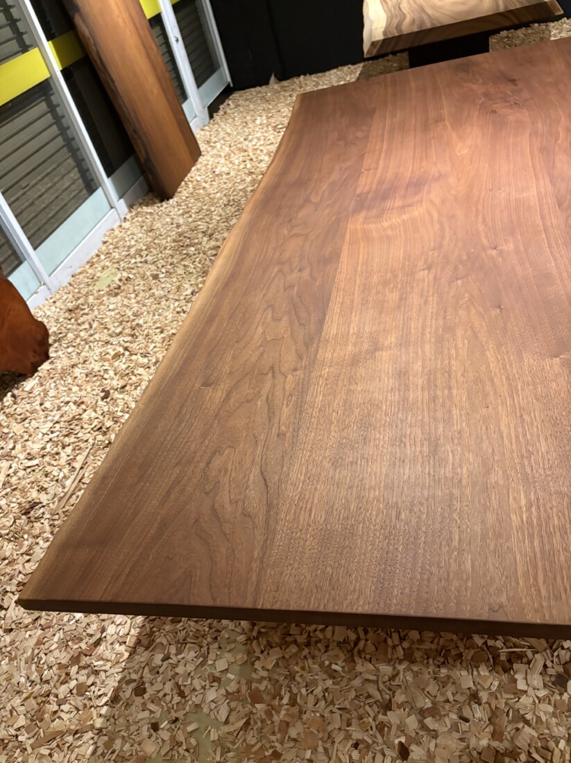 仕上がり品 ３枚接ぎ天板ウォールナット　オイル仕上　＃1505